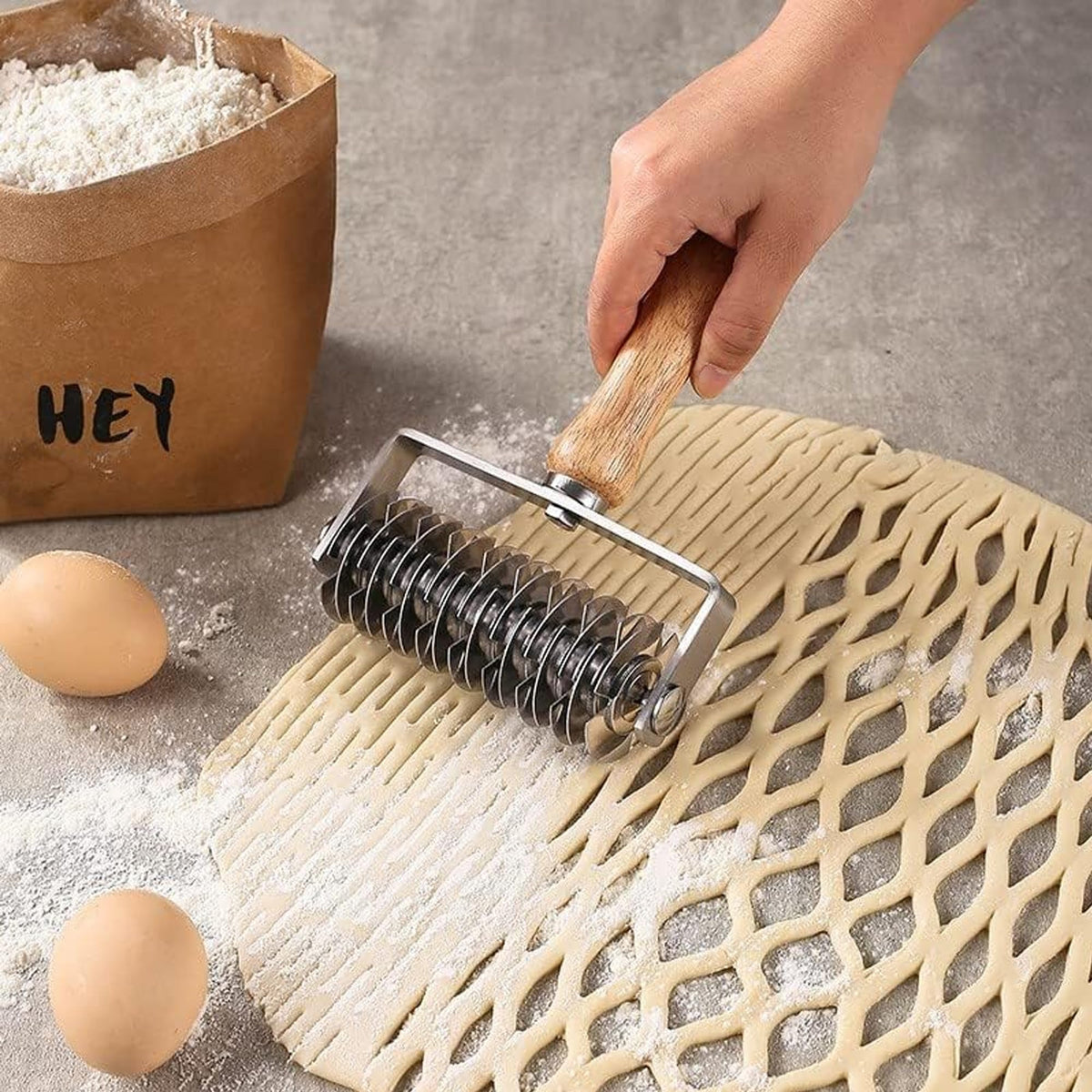 Rouleau coupant à Losanges pour treillages, pâtisserie Treillis Cutter Creative Pâte à Pain Cookie Pie Pizza Lattice DIY Outil de décoration Plastique Blanc Bricolage Amusant - View 23